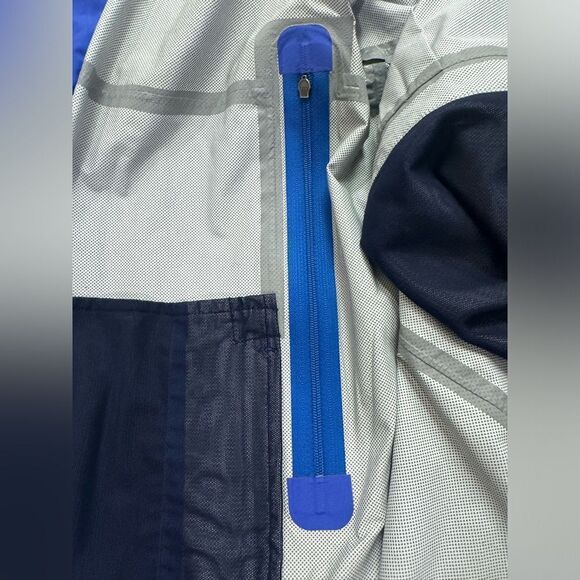 Lululemon technical running jacket, shell - Picture 8 of 8